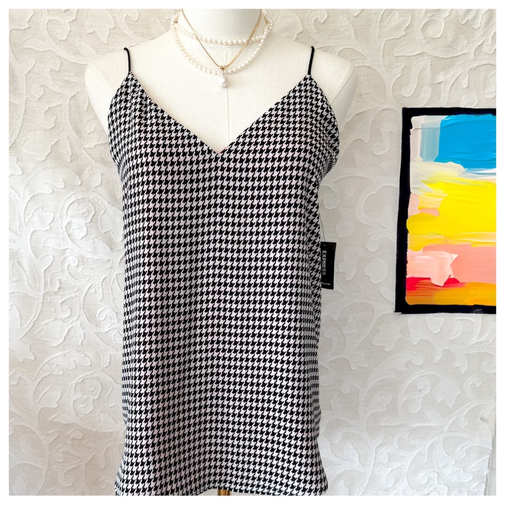 Houndstooth Spaghetti Strap V-Neck Tank Top - Black & White